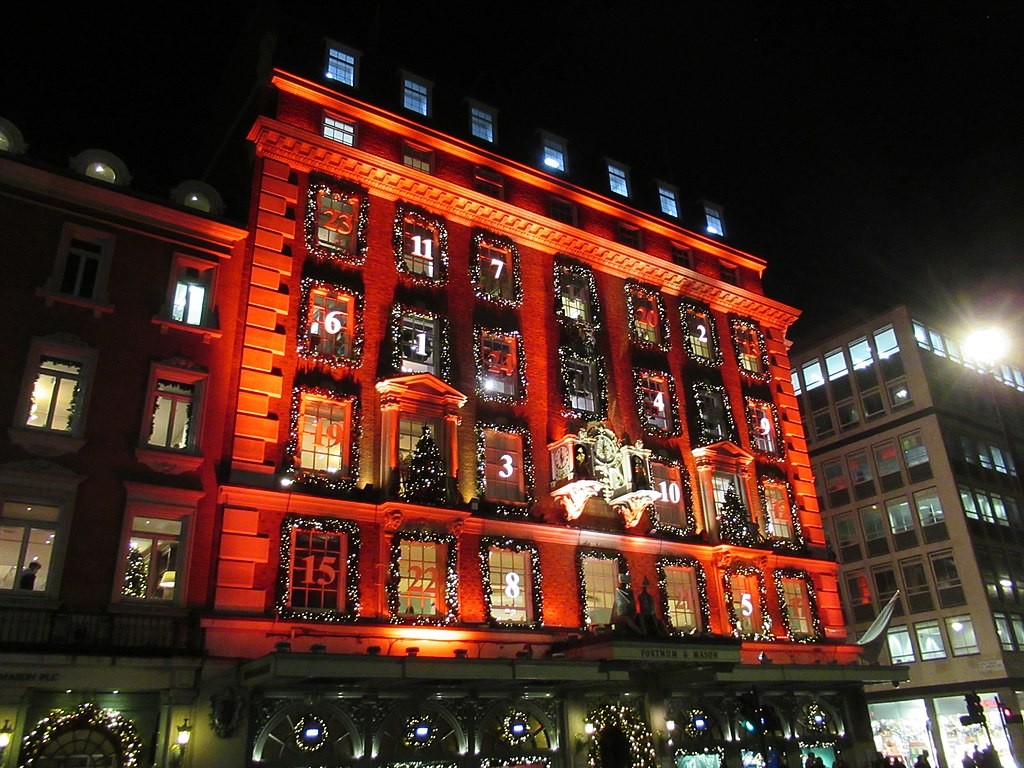 1024px-christmas_2020_-_piccadilly_(50718135888).jpg