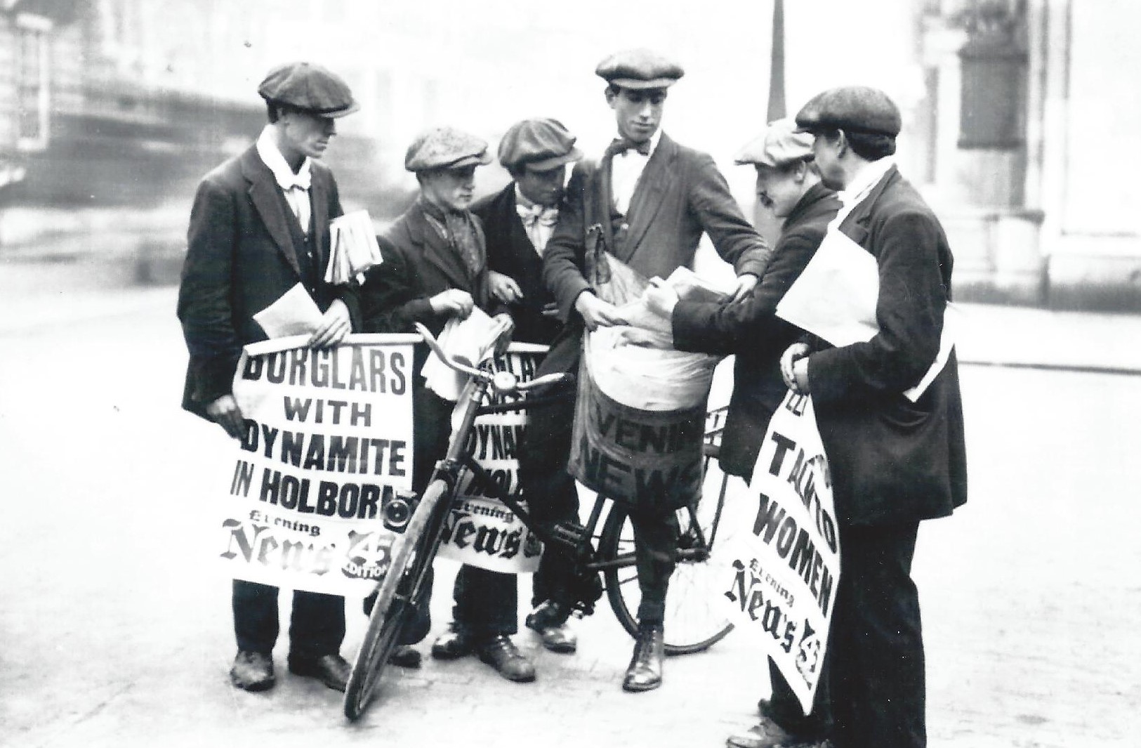 London newsboys