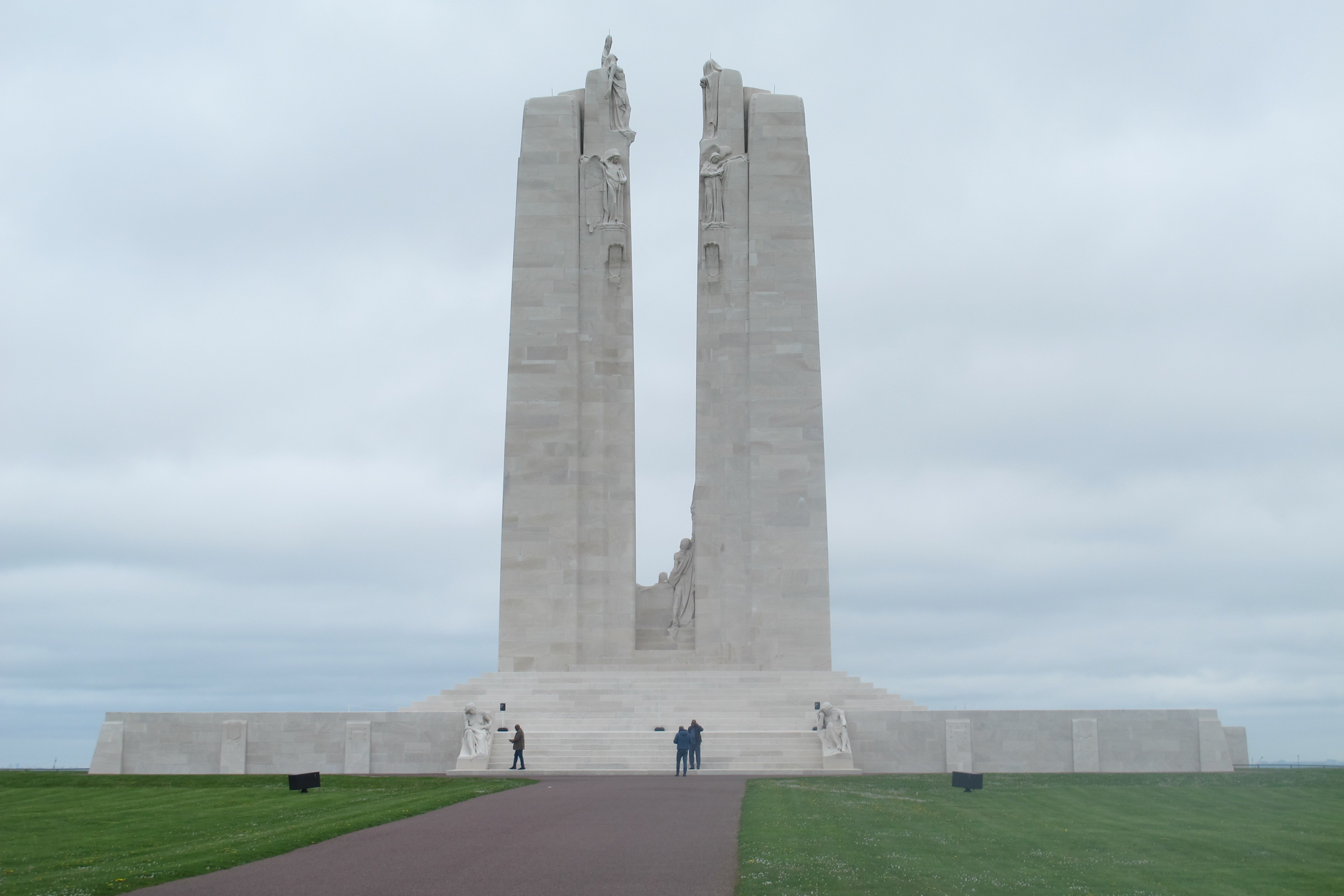 vimy-ridge-1-1725797970.jpg
